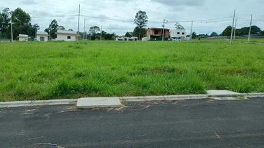 Terreno Em Condomínio Fechado ? Valle Do Sol