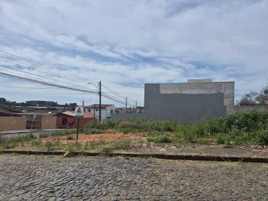 <strong>Terreno à venda, Nova Rússia, Ponta Grossa, PR</strong>