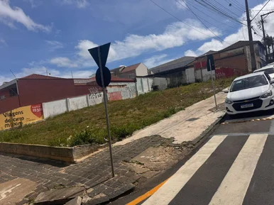 <strong>Terreno de esquina para venda, Centro, Ponta Grossa, PR</strong>
