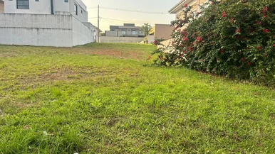 <strong>Terreno à venda, Jardim Carvalho, Ponta Grossa, PR</strong>