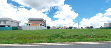 <strong>Terreno com 252 m² à venda no Condomínio Fechado La Riserva,</strong>