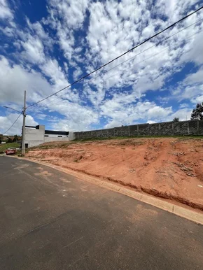 <strong>Terreno em Condomínio para Venda, no bairro Contorno, Ponta </strong>