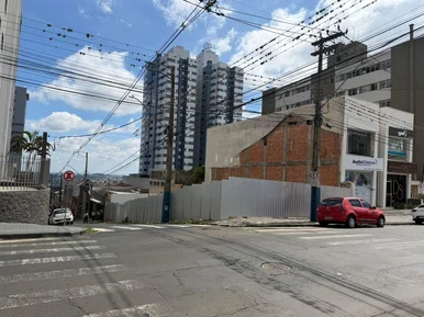<strong>Terreno à venda, Centro, Ponta Grossa, PR</strong>