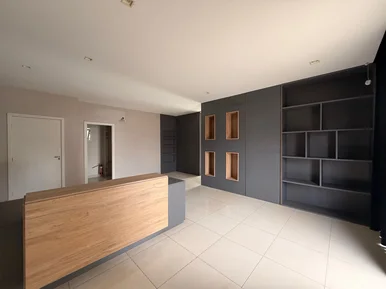 <strong>Sala Comercial para venda ou locação no Edifício Monet | Bai</strong>