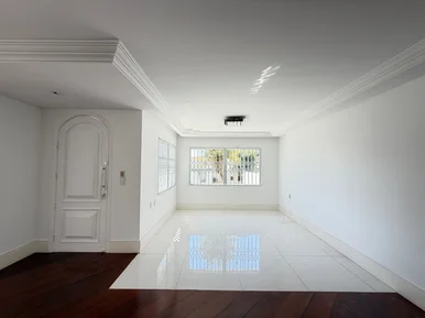 Sobrado Incrível No Bairro órfãs