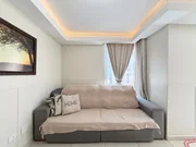 <strong>Sobrado Semimobiliado com 3 Quartos e Área Gourmet para Vend</strong>