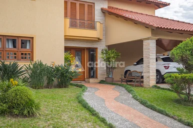 Imponência E Aconchego: Residência Com 441m² No Green Park