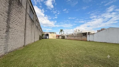 Comercial Extratégico Na Avenida Ernesto Vilela