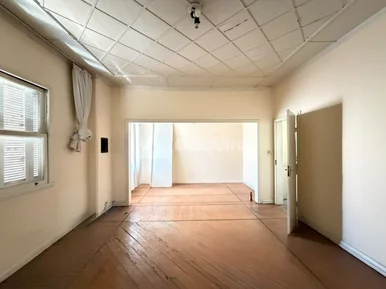 Comercial Para Locação - Rua Santana Próxima à Catedral.
