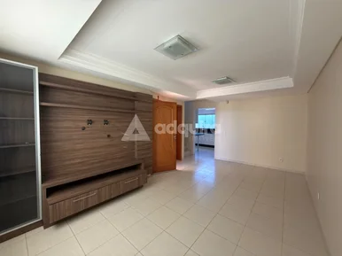 Locação E Venda | Sobrado Em Uvaranas