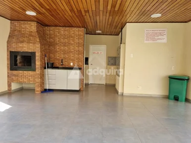 Apartamento em Uvaranas