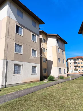 Apartamento em Uvaranas