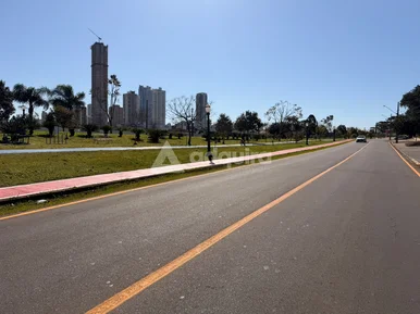 Casa Comercial à Venda - Bairro Oficinas I Ponta Grossa
