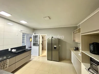 Sobrado Residencial Ou Comercial, Santa Paula, 06 Quartos, Espaço Gourmet