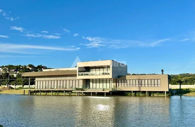 Terreno Condomínio Central Park, Oficinas, Próximo Ao Lago.