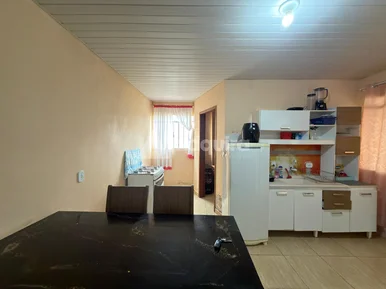 Casa Com Amplo Terreno De 360 M² à Venda Em Uvaranas