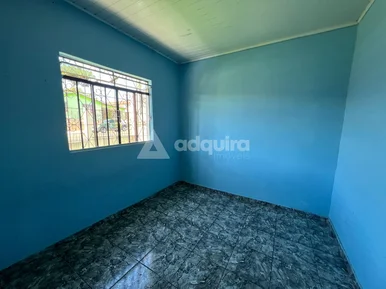 Casa Em Otima Localização No Nova Rússia