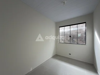 Casa à Venda Na Vila São Marcos - Cará-cará
