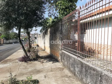 Casa Em Alvenaria 3 Quartos,1 Suíte Em Uvaranas