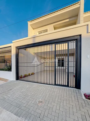 Sobrados De Alto Padrão - Residencial São José - 3 Quartos (1 Suíte) - O