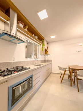 Sobrados De Alto Padrão - Residencial São José - 3 Quartos (1 Suíte) - O