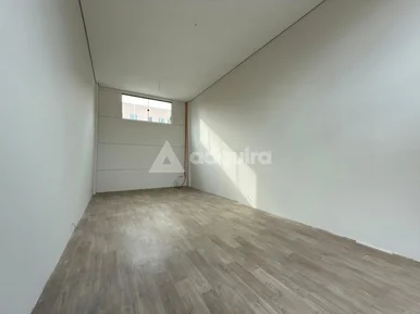 Sala Comercial Com Estacionamento E Segurança 24 Horas