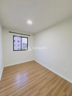 Apartamento Com 2 Quartos E Sacada Com Churrasqueira