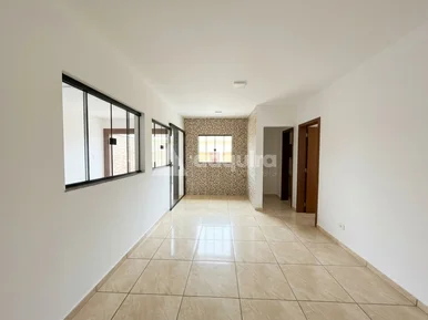 Casa Espaçosa Com Edícula Gourmet E Amplo Quintal No Neves