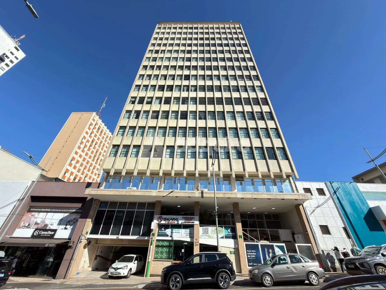 Apartamento Com Vista Privilegiada No Edifício Nastas