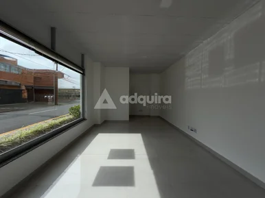 Sala Comercial Com Fachada Em Vidro No Comercial Hot Center