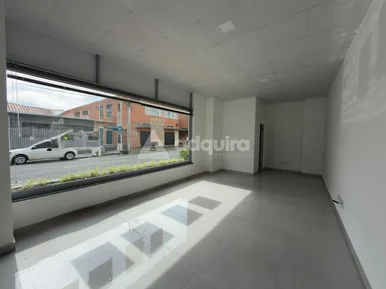 Sala Comercial Com Fachada Em Vidro No Comercial Hot Center