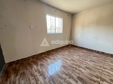 Casa Com Terreno Amplo No Cara-cara