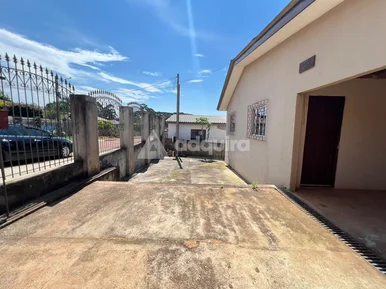 Casa Com Terreno Amplo No Cara-cara