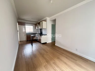 Apartamento No Edifício H. Leon Em Uvaranas