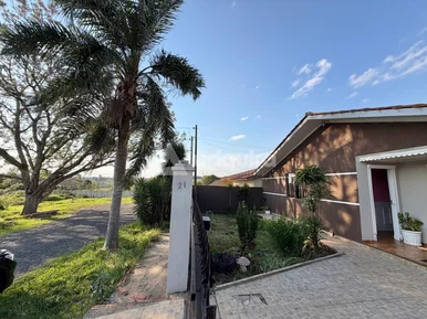 Casa Terrea Com Quintal , Uvaranas, Ponta Grossa