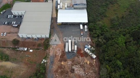 Barracão próximo PR 151