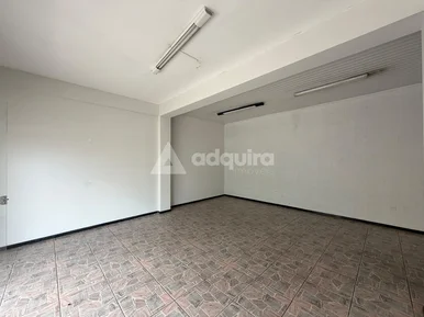 Sala Comercial Térrea No Centro De Ponta Grossa, Em Frente Ao Sicredi