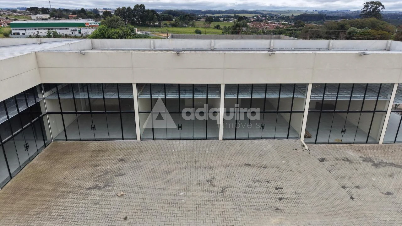 Espaço Comercial Em Mall Com Estacionamento Amplo Em Uvaranas