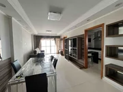 <strong>Apartamento à venda 3 Quartos, 1 Suite, 2 Vagas, 180M², Cent</strong>