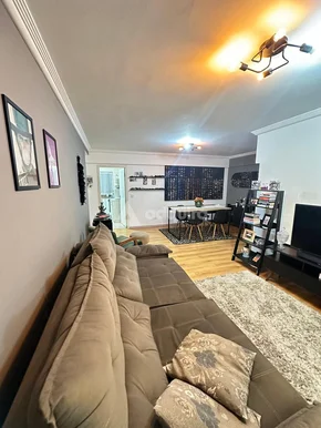 Apartamento à Venda Amplo, Mobiliado E Pronto Para Morar!