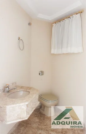 Apartamento à Venda 3 Quartos, 1 Suite, 2 Vagas, 297m², Centro