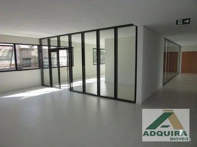 Apartamento à Venda 4 Quartos, 3 Suites, 4 Vagas, 634.42m², Centro
