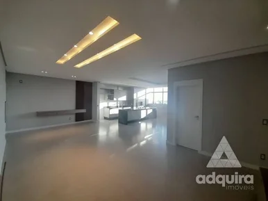 Apartamento Semimobiliado à Venda 3 Quartos, 3 Suites, 3 Vagas, 303.11m²