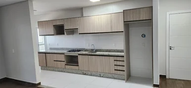 Apartamento Semimobiliado Para Venda  3 Quartos, 1 Suite, 2 Vagas, 164.53m²