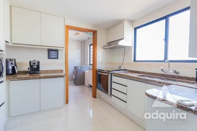 Cobertura à Venda 5 Quartos, 2 Suites, 3 Vagas, 390m², Centro