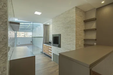 Apartamento à Venda 3 Quartos, 1 Suite, 2 Vagas, 158.67m², Centro