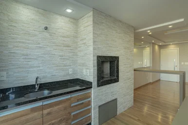 Apartamento à Venda 3 Quartos, 1 Suite, 2 Vagas, 158.67m², Centro