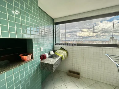 Apartamento Semimobiliado à Venda  - Edifício Michelangelo - órfãs