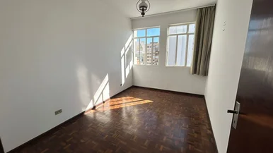 Apartamento à Venda 3 Quartos, 1 Suite, 1 Vaga, 107m², Centro
