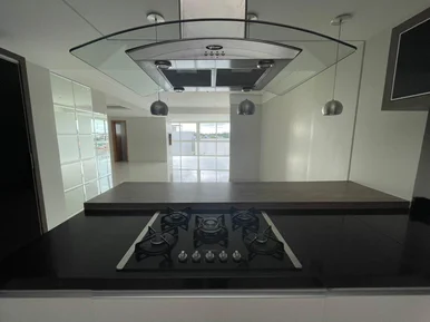Apartamento à Venda E Locação 3 Quartos, 1 Suite, 3 Vagas, 300m², Nova Rússia
